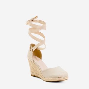 Catherine Malandrino Ankle wrap espadrille wedges